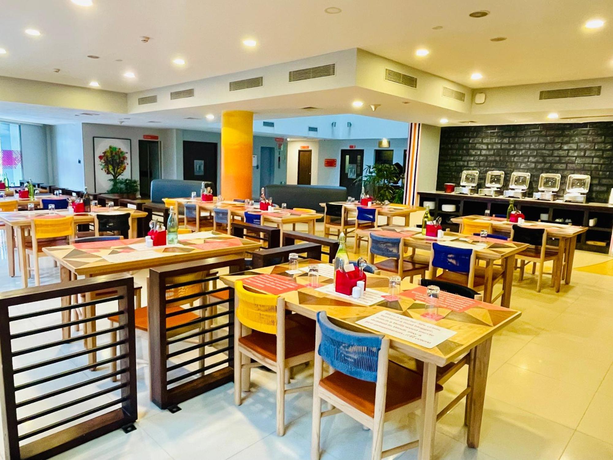 Trivandrum Kazhakuttam Экстерьер фото