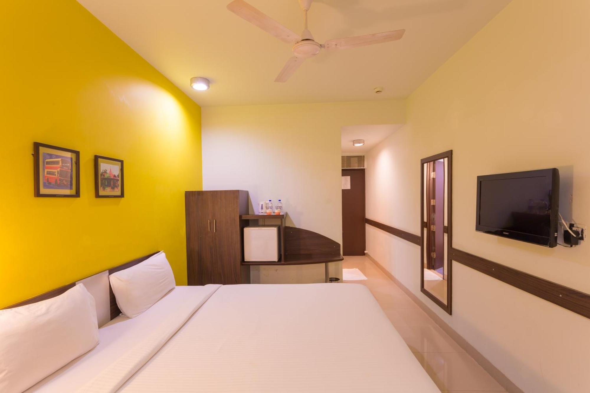 Trivandrum Kazhakuttam Экстерьер фото